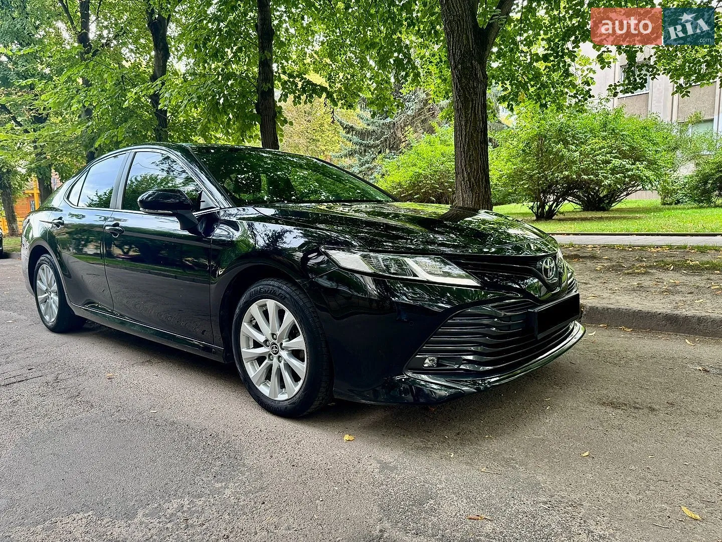 2019 Toyota Camry - мініатюра 4