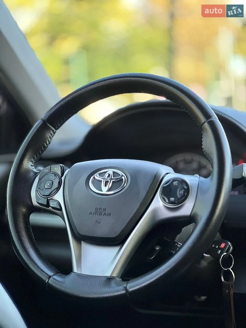 2014 Toyota Camry - мініатюра 11