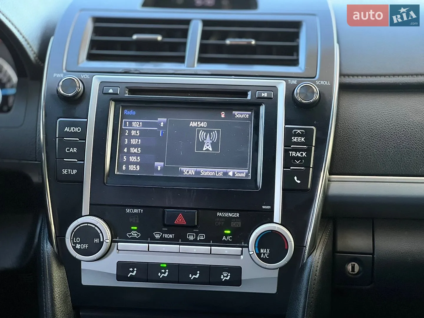 2014 Toyota Camry - мініатюра 13