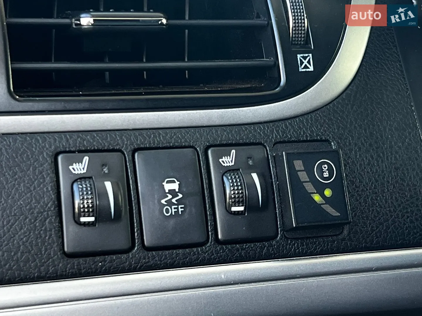 2014 Toyota Camry - мініатюра 17