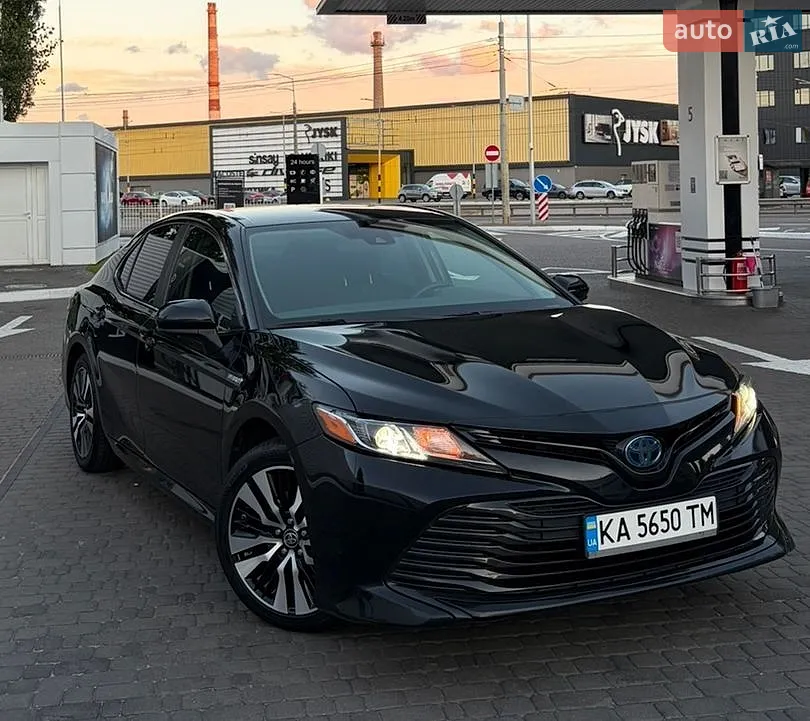 2019 Toyota Camry - мініатюра 8