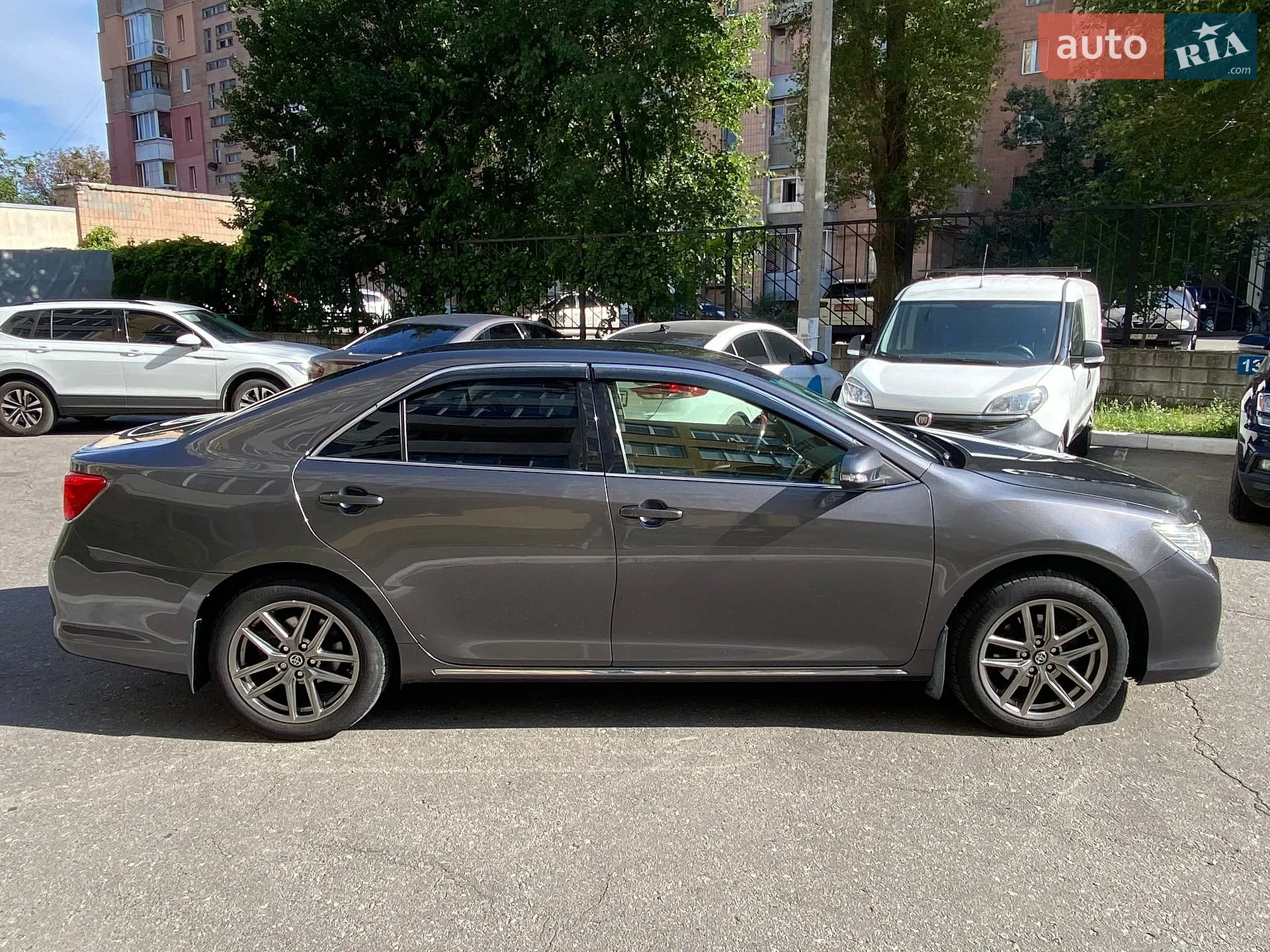 2013 Toyota Camry - мініатюра 8