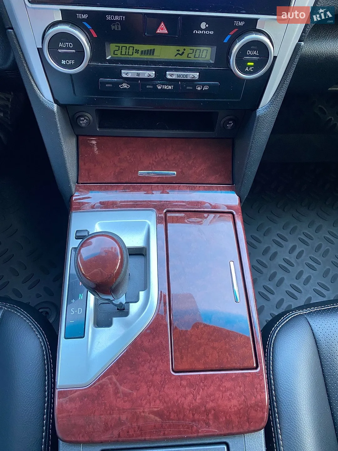 2013 Toyota Camry - мініатюра 19