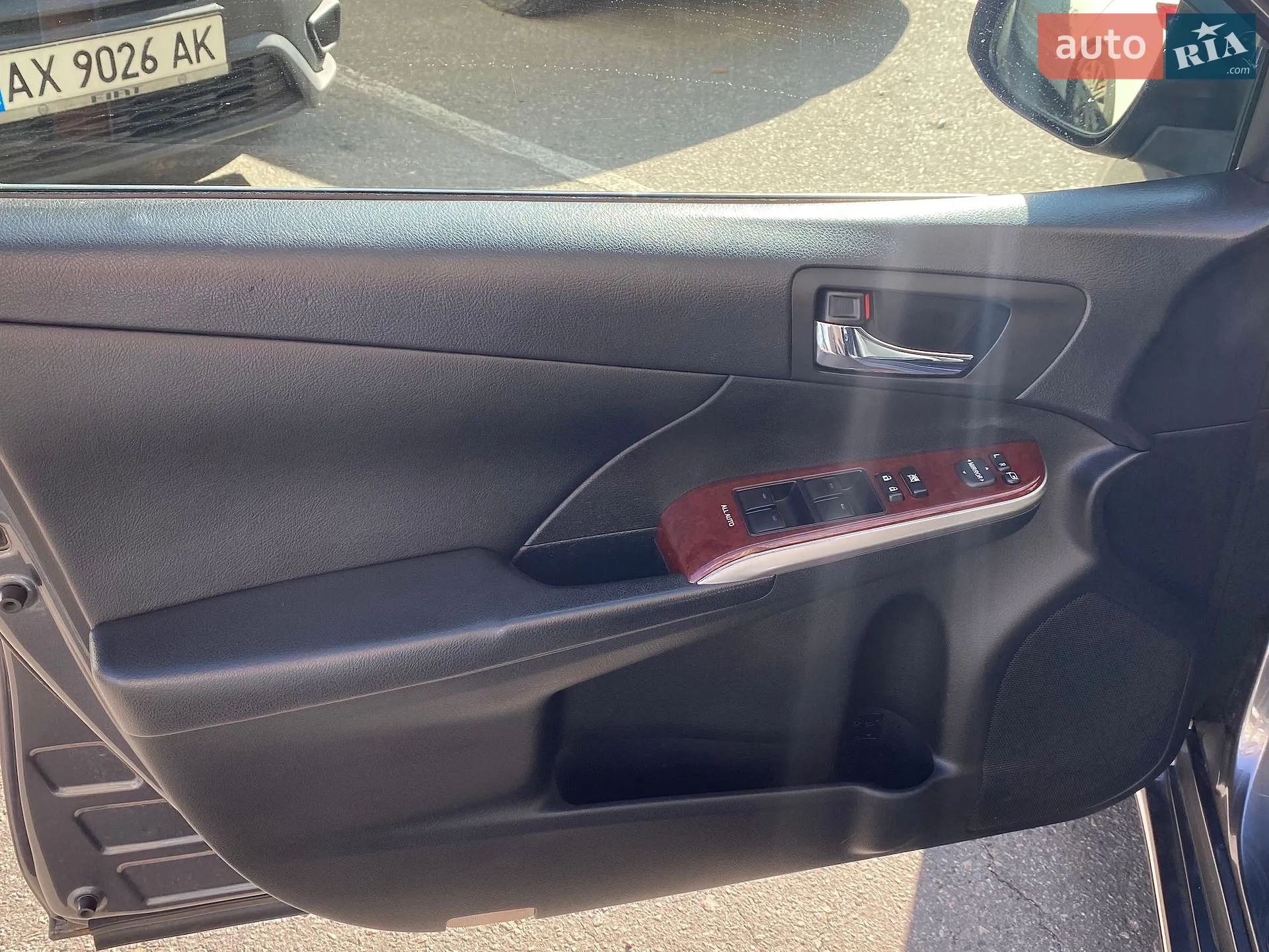 2013 Toyota Camry - мініатюра 21