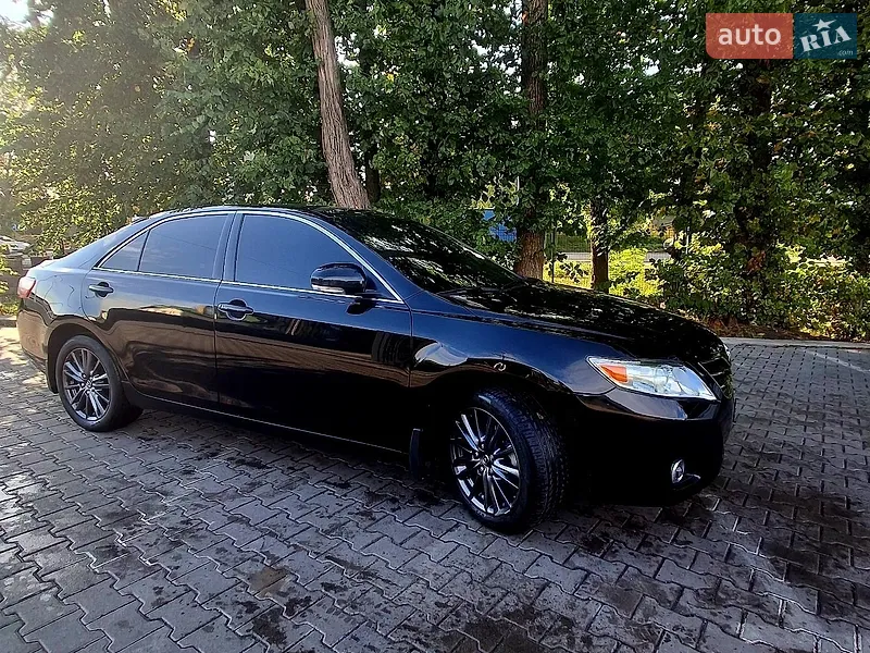 Toyota Camry 2011