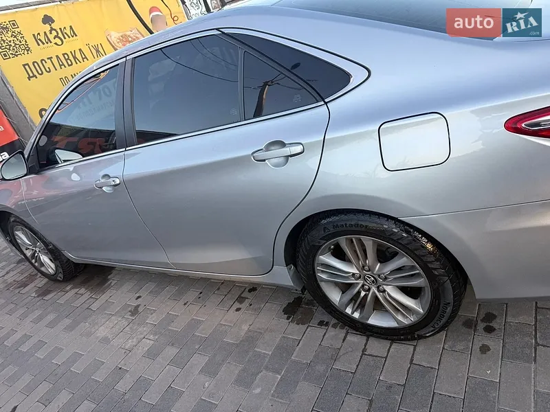 Toyota Camry 2017