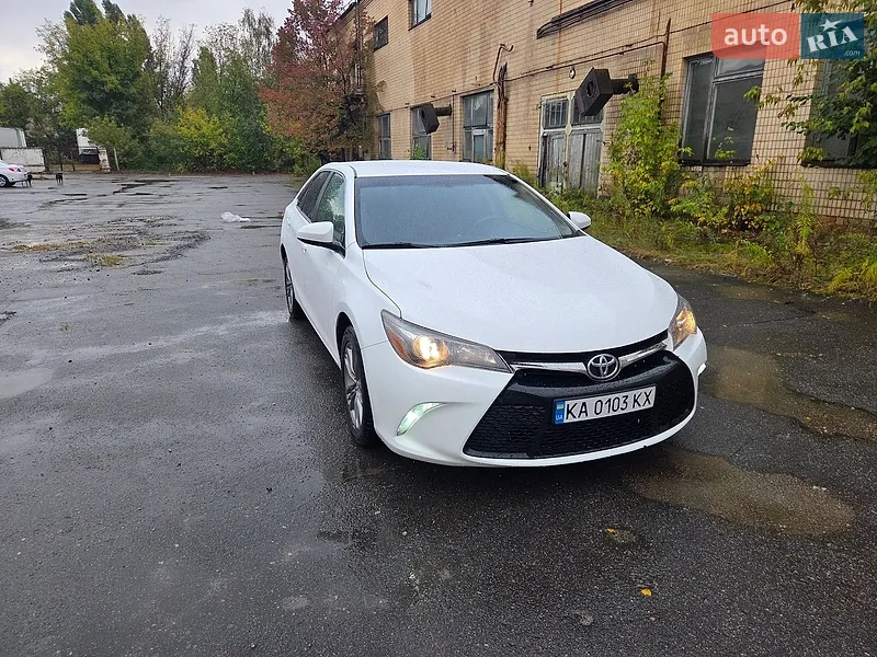 Toyota Camry 2017