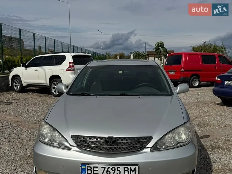 Toyota Camry 2004