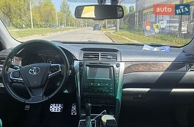 Седан Toyota Camry 2016 в Запорожье