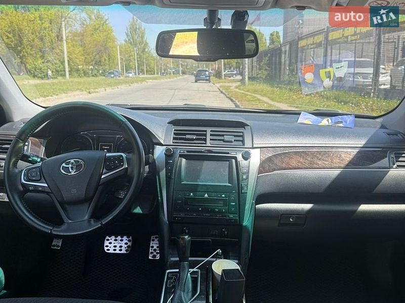 Седан Toyota Camry 2016 в Запорожье