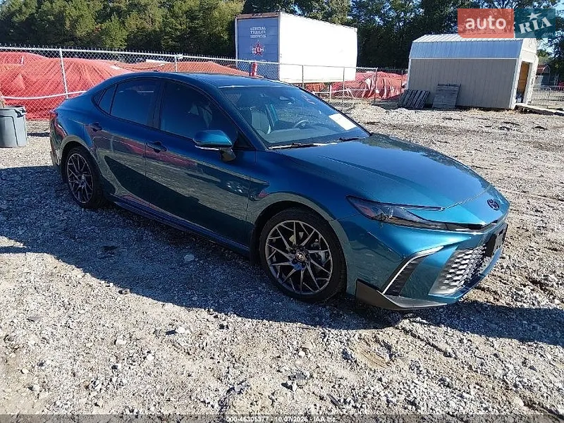 Toyota Camry 2025