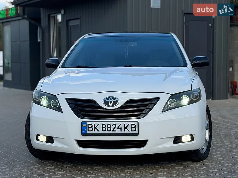 Toyota Camry 2008