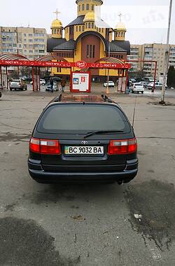 Универсал Toyota Carina E 1997 в Львове