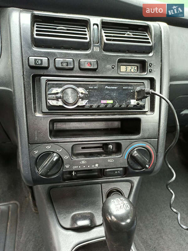 Лифтбек Toyota Carina E 1997 в Николаеве фото 14 Лифтбек Toyota Carina E 1997 в Николаеве