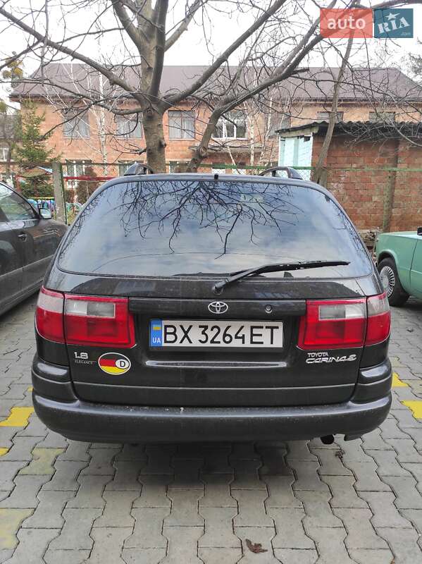 Універсал Toyota Carina E 1997 в Чернівцях
