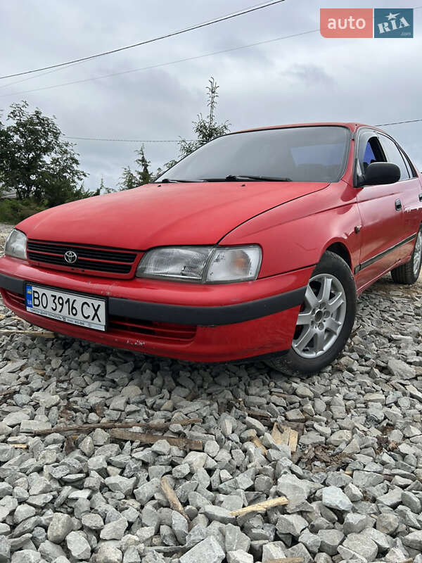 Седан Toyota Carina E 1995 в Тернополі