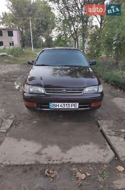 Ліфтбек Toyota Carina E 1994 в Одесі