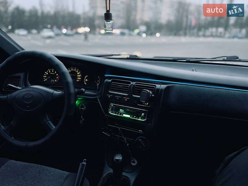 Седан Toyota Carina E 1993 в Одесі