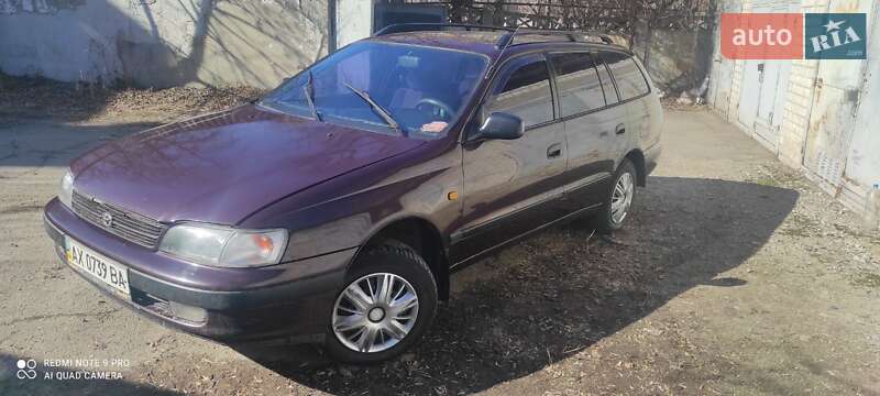 Универсал Toyota Carina E 1995 в 