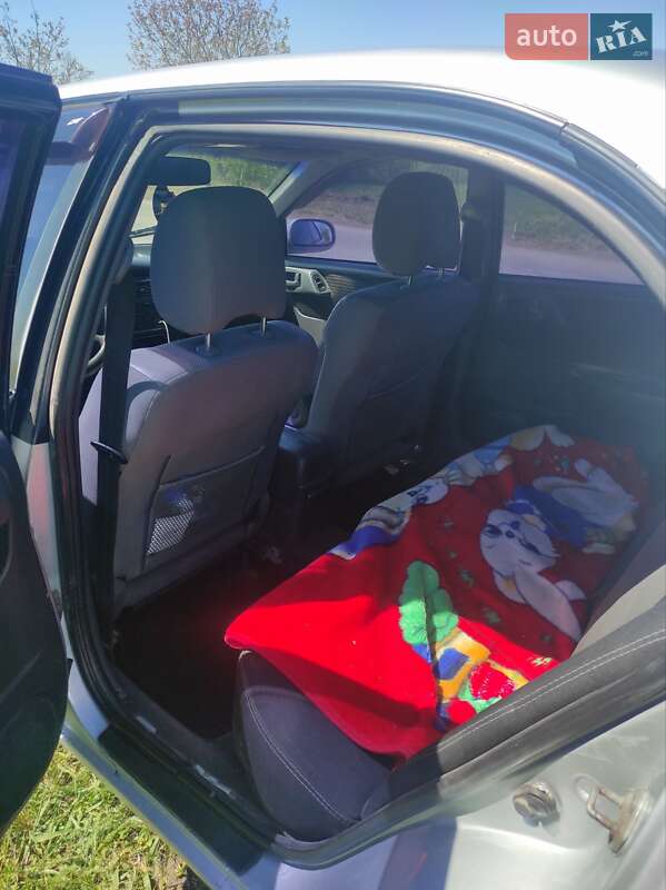 Седан Toyota Carina E 1997 в Кодимі