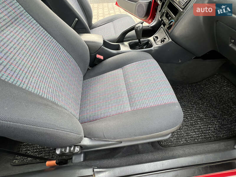 Седан Toyota Carina E 1994 в Одесі