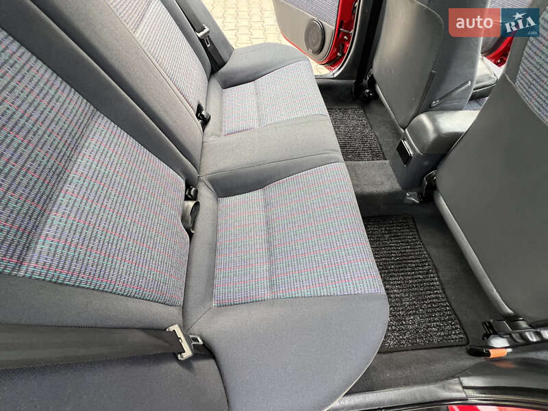 Седан Toyota Carina E 1994 в Одесі