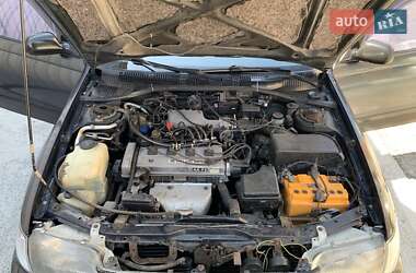 Ліфтбек Toyota Carina E 1993 в 