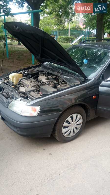Універсал Toyota Carina E 1995 в Южному
