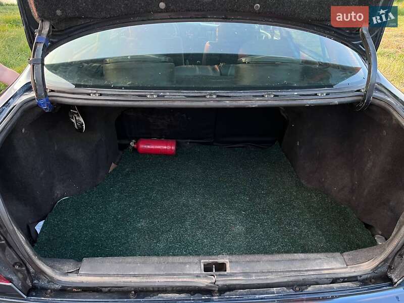 Седан Toyota Carina E 1993 в Балте