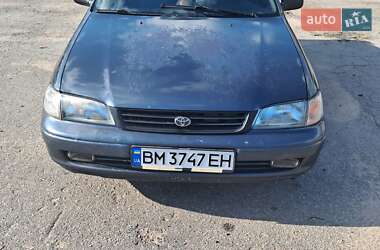 Седан Toyota Carina E 1996 в Ромнах