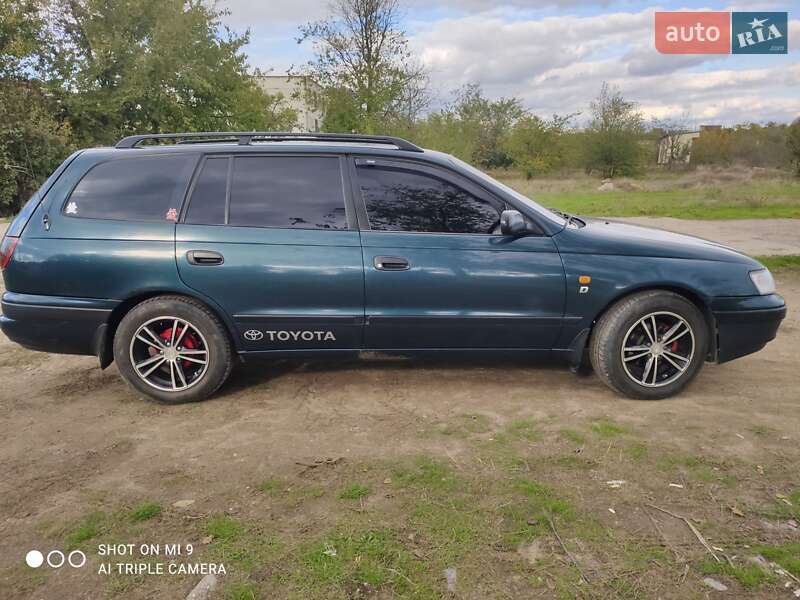 Універсал Toyota Carina E 1993 в Одесі