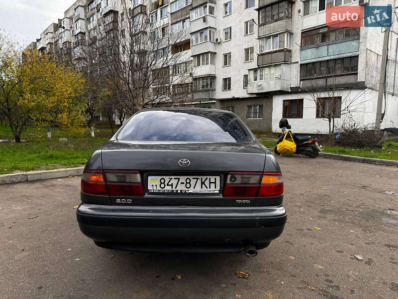 Седан Toyota Carina E 1995 в Одесі