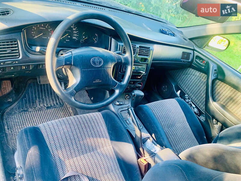 Toyota Carina E 1992