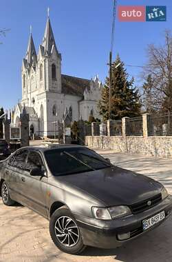 Седан Toyota Carina E 1994 в Бару