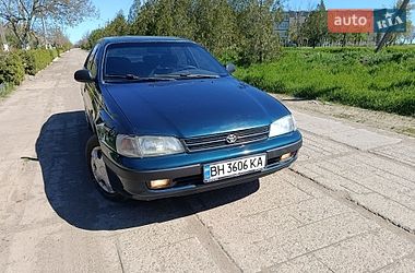 Седан Toyota Carina E 1993 в Білгороді-Дністровському