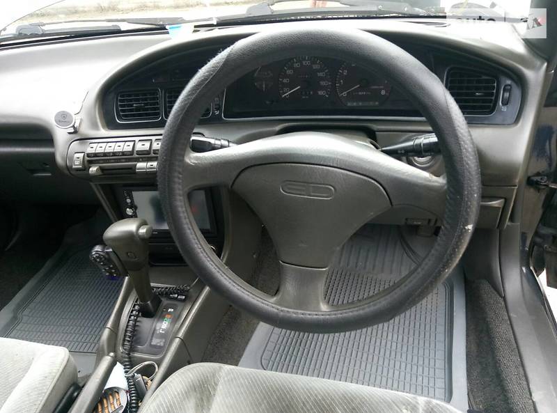 Седан Toyota Carina 1990 в Одессе