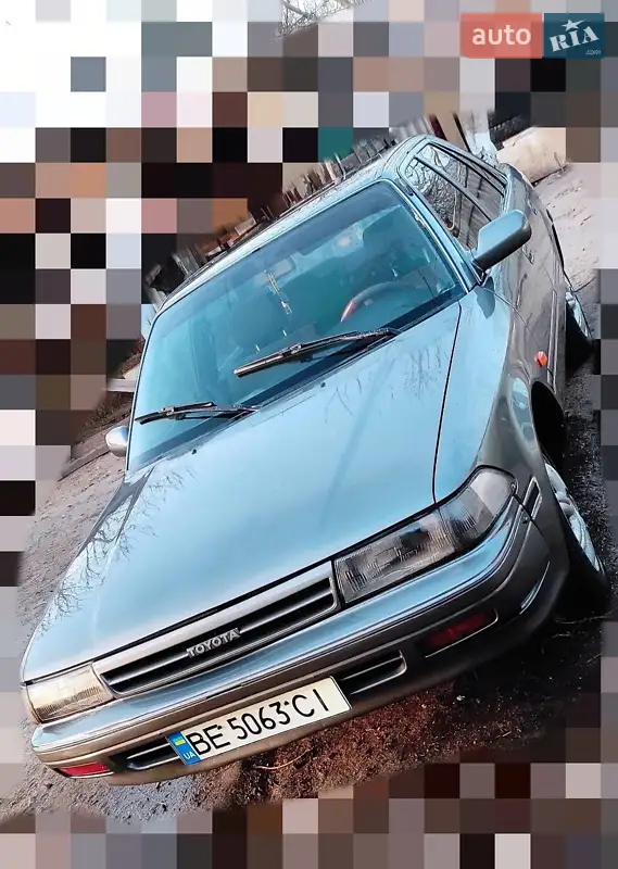 Toyota Carina 1989