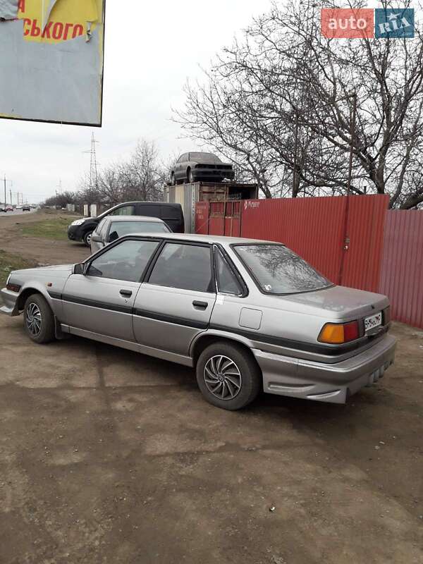 Седан Toyota Carina 1984 в Килии