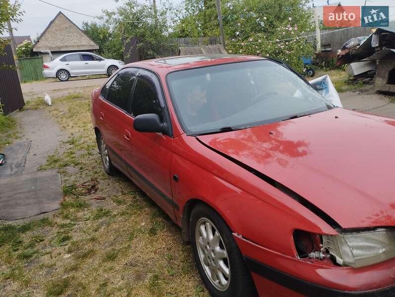 Седан Toyota Carina 1993 в Бородянке