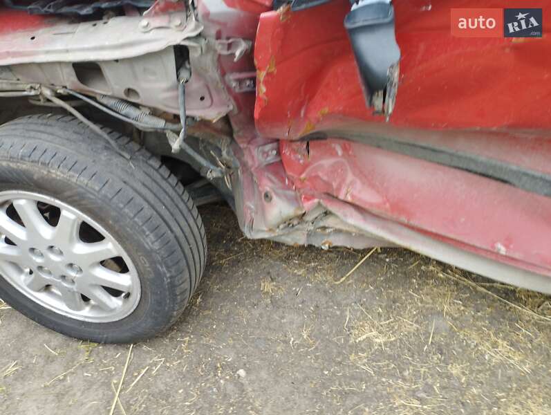 Седан Toyota Carina 1993 в Бородянке