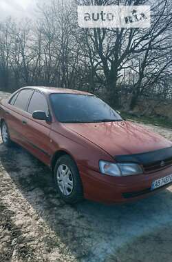 Седан Toyota Carina 1992 в Виннице