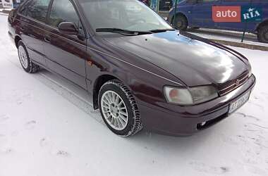 Седан Toyota Carina 1994 в Надворной