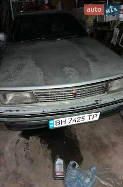 Седан Toyota Carina 1988 в Одессе