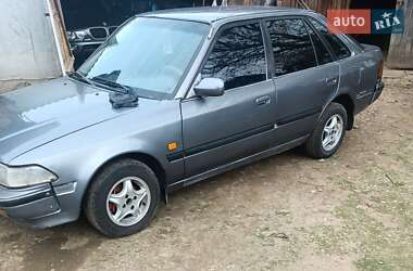 Хэтчбек Toyota Carina 1988 в 