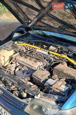 Седан Toyota Carina 1995 в Одессе