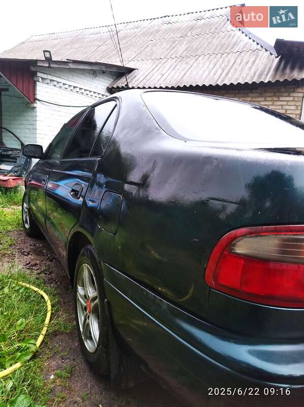 Седан Toyota Carina 1995 в Боярке