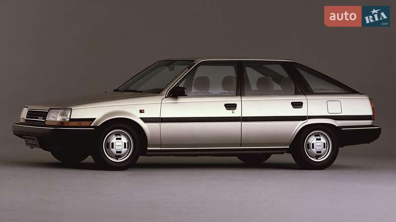 Хэтчбек Toyota Carina 1986 в Доброполье