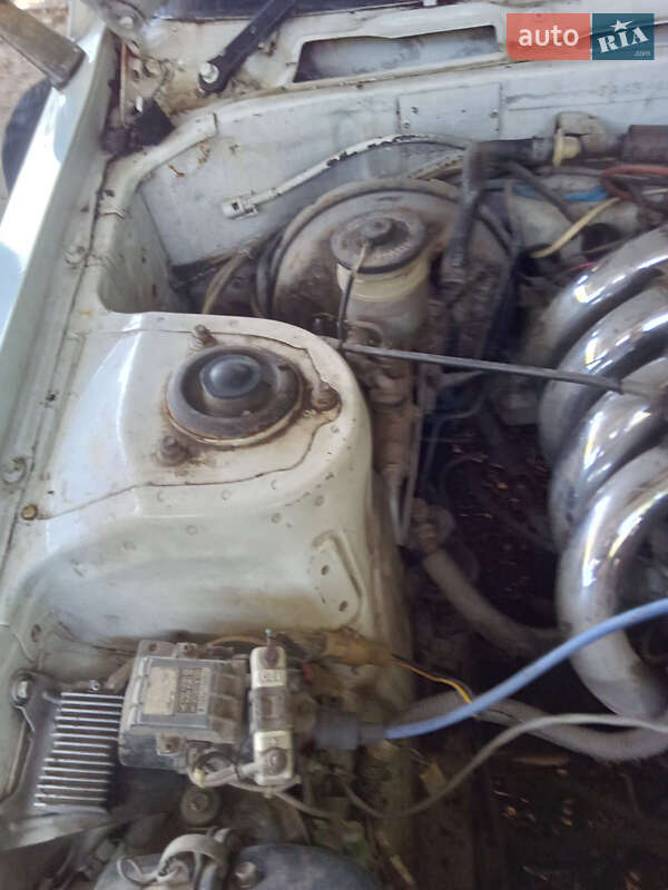 Седан Toyota Carina 1982 в Черноморске