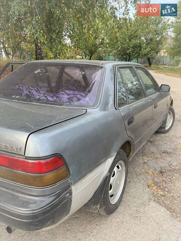 Седан Toyota Carina 1990 в Харкові