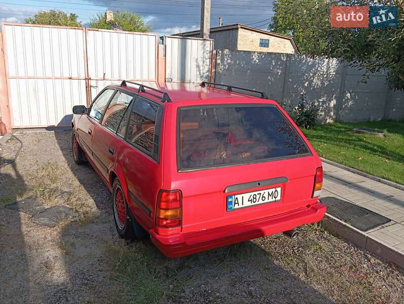 Универсал Toyota Carina 1988 в Сумах